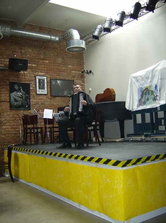 Dominik Frčka live 2010- Praha 1.jpg